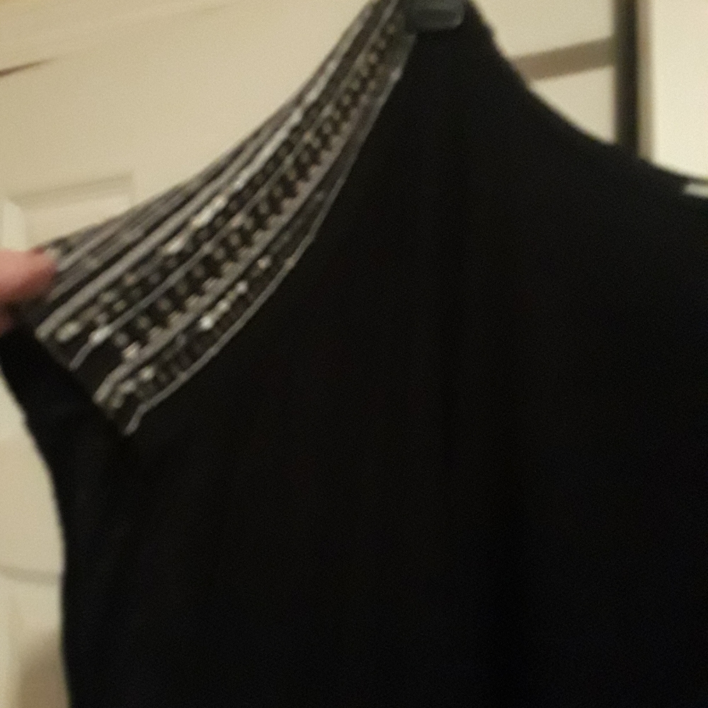 Top - Picture 3 of 3